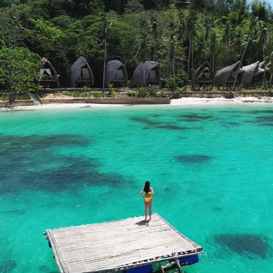 Darocotan Island — Crystal Clear Waters and Unique Accommodations