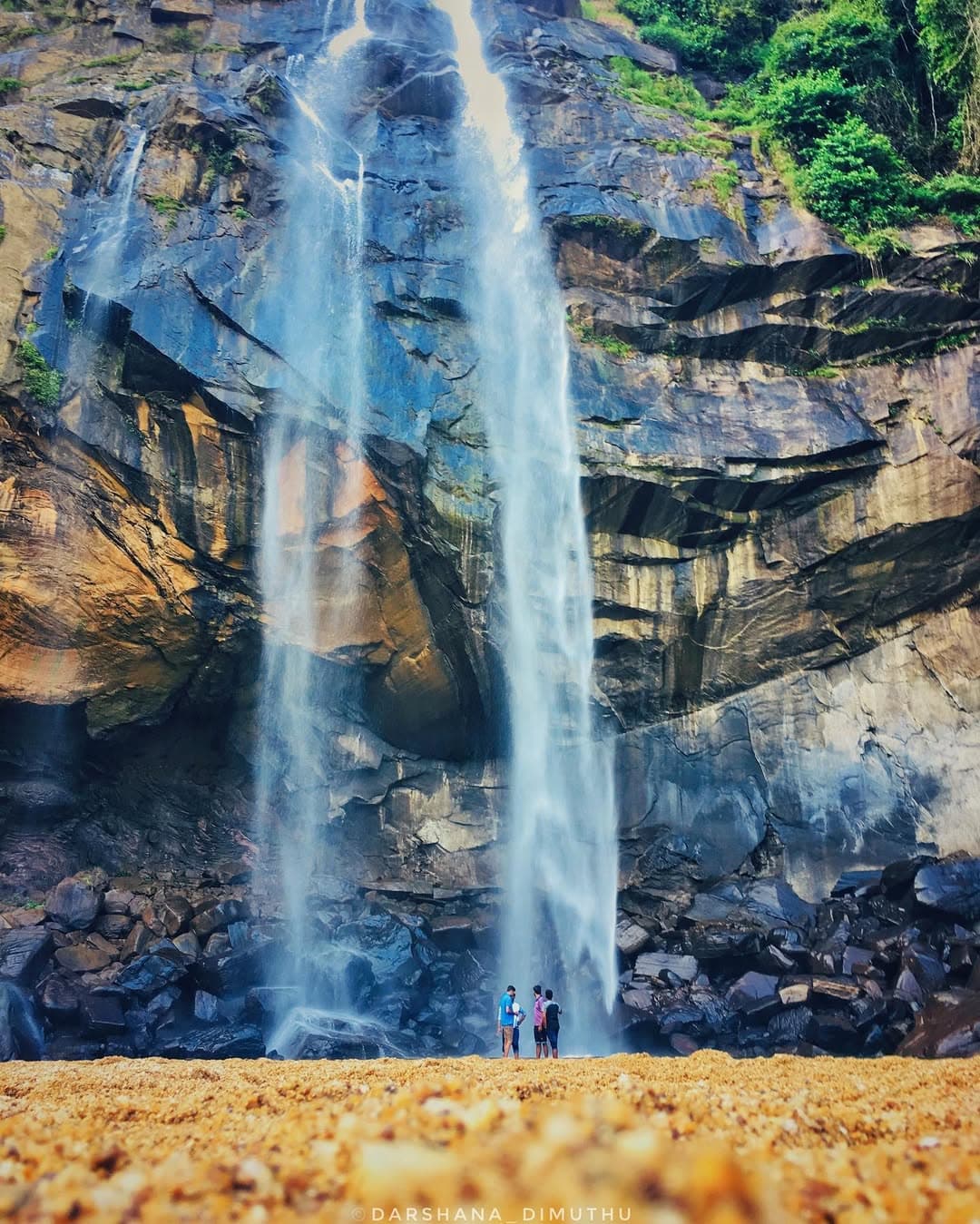 Aberdeen Waterfall โ A Hidden Gem in Ginigathhena